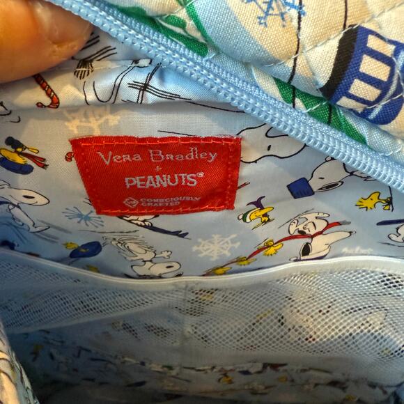 Vera Bradley Snoopy Backpack 🎄 Peanuts Holiday Quilted Bag New With Tags - Picture 3 of 8